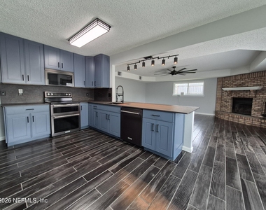 552 William Paca Street - Photo Thumbnail 9
