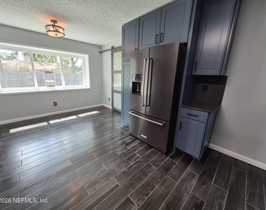 552 William Paca Street - Photo Thumbnail 12