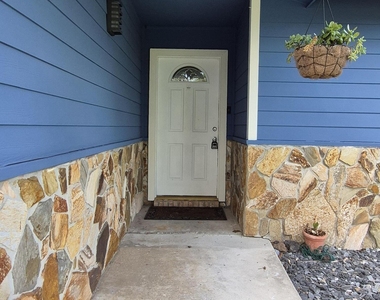 552 William Paca Street - Photo Thumbnail 2