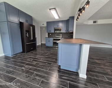 552 William Paca Street - Photo Thumbnail 8