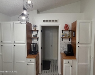 11058 Miata Court - Photo Thumbnail 9