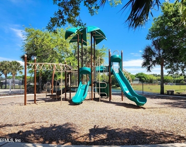 11058 Miata Court - Photo Thumbnail 27