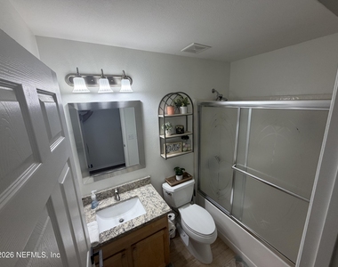 11058 Miata Court - Photo Thumbnail 5