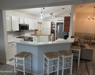 11058 Miata Court - Photo Thumbnail 11