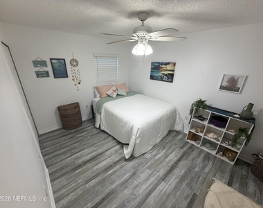 11058 Miata Court - Photo Thumbnail 4