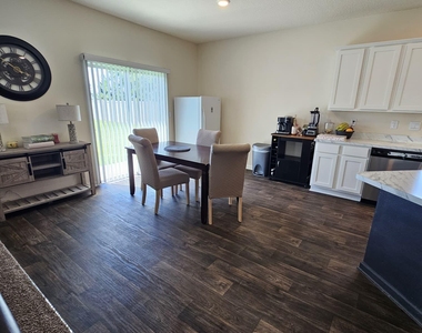 2144 Province Street - Photo Thumbnail 8