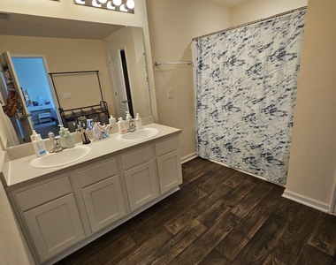 2144 Province Street - Photo Thumbnail 18