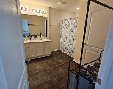 2144 Province Street - Photo Thumbnail 17