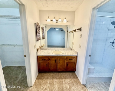 1745 Patricia Lane - Photo Thumbnail 5