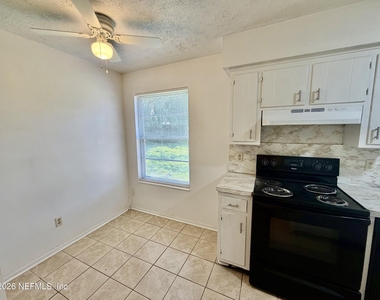 1745 Patricia Lane - Photo Thumbnail 2