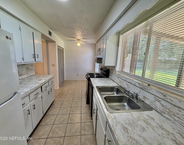 1745 Patricia Lane - Photo Thumbnail 3