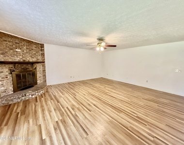 1745 Patricia Lane - Photo Thumbnail 1