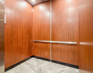 1312 Lincoln Place - Photo Thumbnail 19