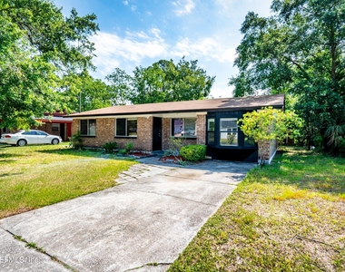 5153 Seaboard Avenue - Photo Thumbnail 3