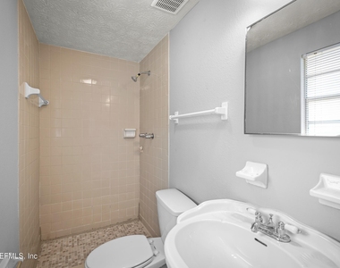 5153 Seaboard Avenue - Photo Thumbnail 24