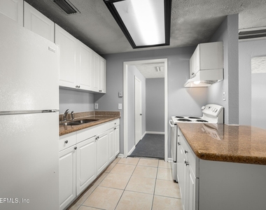 5153 Seaboard Avenue - Photo Thumbnail 14