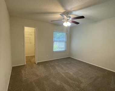 11432 Skipjack Way S - Photo Thumbnail 10