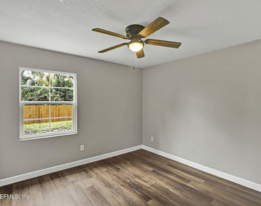 12522 Macaw Drive - Photo Thumbnail 15