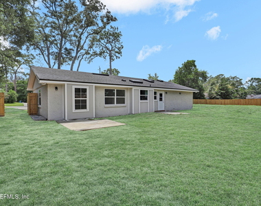 12522 Macaw Drive - Photo Thumbnail 23
