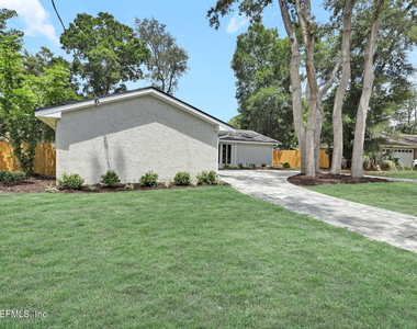 12522 Macaw Drive - Photo Thumbnail 1