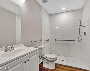 12522 Macaw Drive - Photo Thumbnail 17