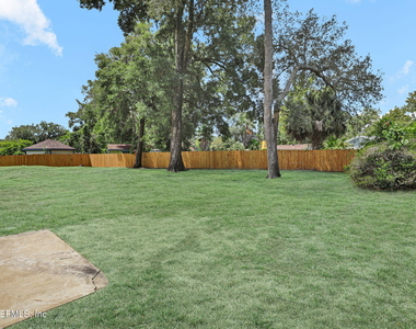 12522 Macaw Drive - Photo Thumbnail 24