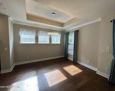 247 Paradise Valley Drive - Photo Thumbnail 8