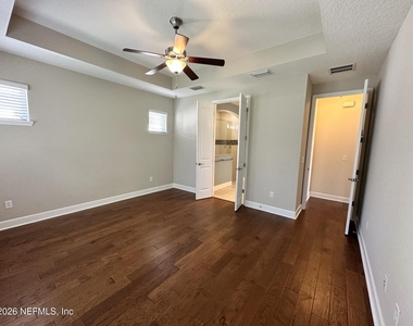 247 Paradise Valley Drive - Photo Thumbnail 10