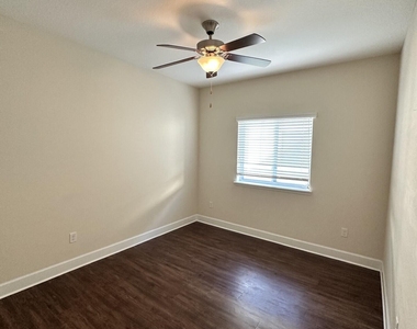 247 Paradise Valley Drive - Photo Thumbnail 16
