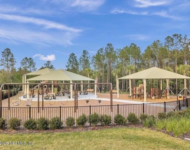 247 Paradise Valley Drive - Photo Thumbnail 33