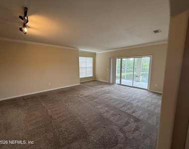 8290 Gate Parkway W - Photo Thumbnail 3