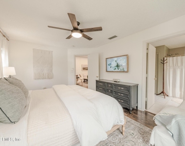 511 Chancellor Drive - Photo Thumbnail 29