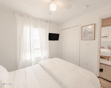 511 Chancellor Drive - Photo Thumbnail 20