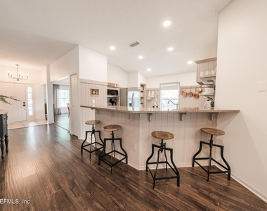 511 Chancellor Drive - Photo Thumbnail 17