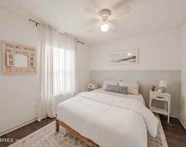 511 Chancellor Drive - Photo Thumbnail 21