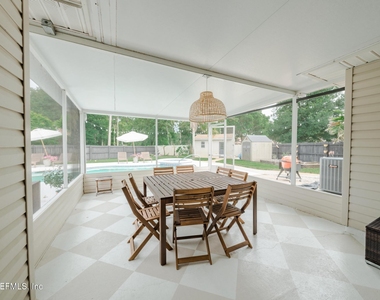 511 Chancellor Drive - Photo Thumbnail 33