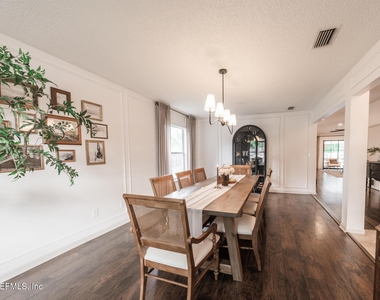 511 Chancellor Drive - Photo Thumbnail 8