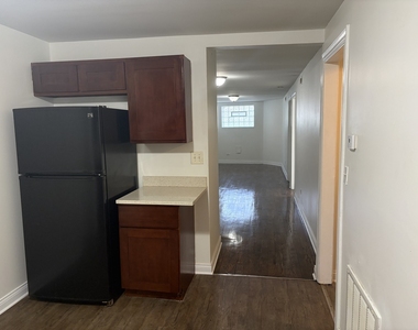 2822 W Flournoy Street - Photo Thumbnail 8