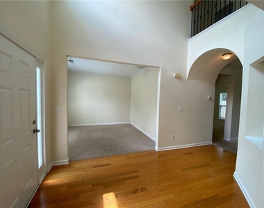 2146 Peach Shoals Circle - Photo Thumbnail 7