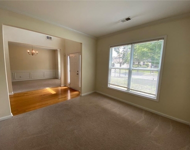 2146 Peach Shoals Circle - Photo Thumbnail 5