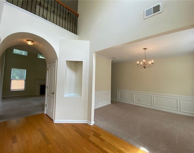 2146 Peach Shoals Circle - Photo Thumbnail 6