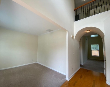 2146 Peach Shoals Circle - Photo Thumbnail 4