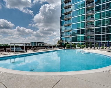 923 Peachtree Street Ne - Photo Thumbnail 29
