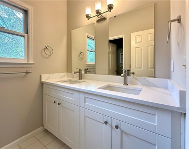 11175 Linbrook Lane - Photo Thumbnail 21