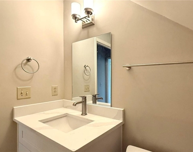 11175 Linbrook Lane - Photo Thumbnail 24