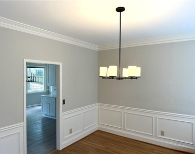 11175 Linbrook Lane - Photo Thumbnail 10