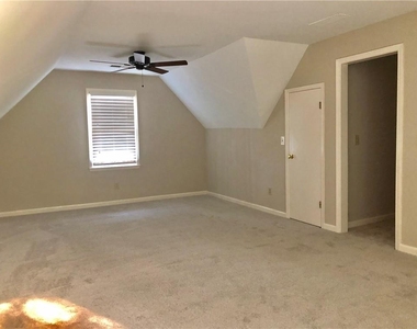 11175 Linbrook Lane - Photo Thumbnail 22