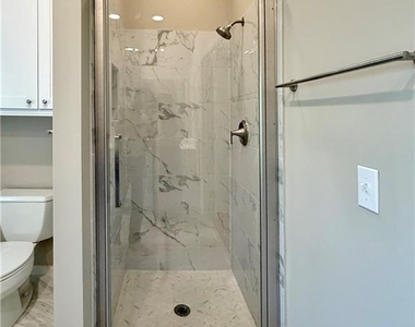 11175 Linbrook Lane - Photo Thumbnail 18