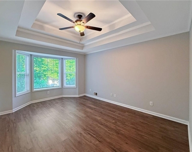 5885 Sarah Orr Lane - Photo Thumbnail 11