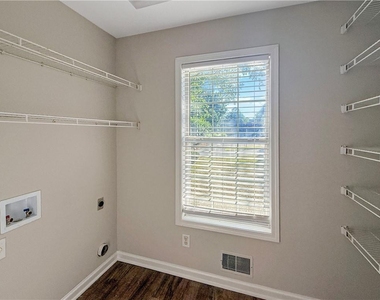 5885 Sarah Orr Lane - Photo Thumbnail 10